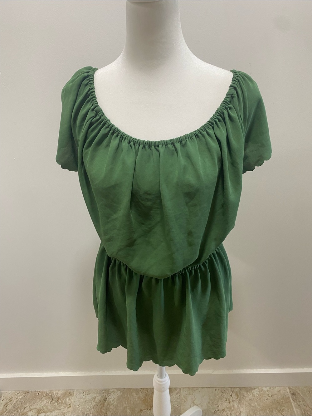 Green Scoop Neck Peasant Top